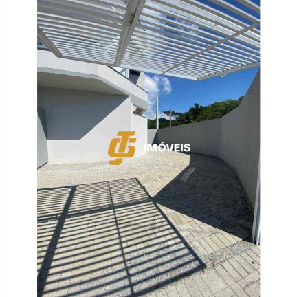 Sobrado com 2 Quartos à Venda, 103 m² em Cedros - Camboriú