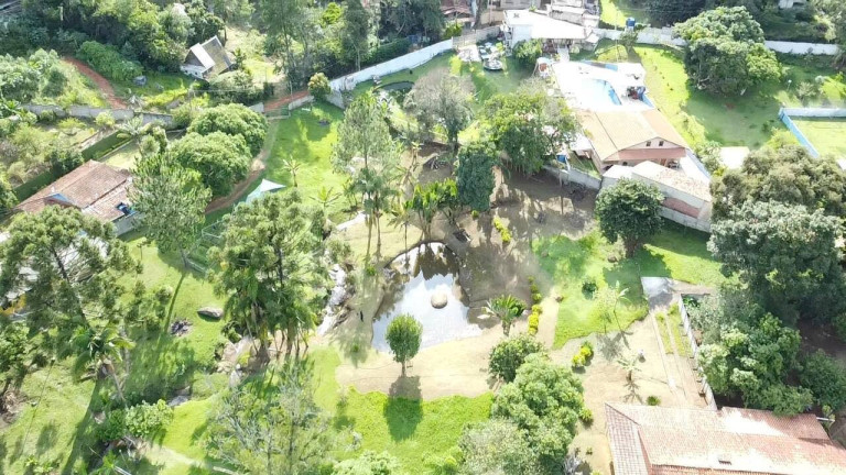 Imagem Casa com 5 Quartos à Venda, 7 m² em Rosário - Atibaia