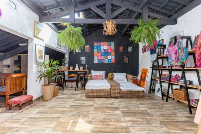 Casa com 4 Quartos à Venda,  em Campo Belo - São Paulo