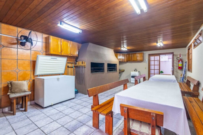 Imagem Imóvel com 1 Quarto à Venda, 44 m² em Camaquã - Porto Alegre