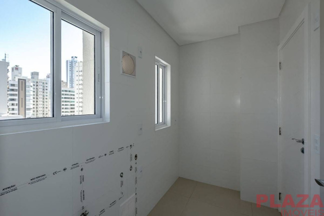 Imagem Apartamento com 3 Quartos à Venda, 369 m² em Centro - Balneário Camboriú Imagem Apartamento com 3 Quartos à Venda, 369 m² em Centro - Balneário Camboriú