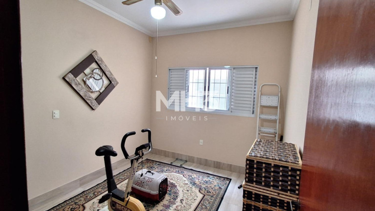 Imagem Casa com 4 Quartos à Venda, 215 m² em Vila Menuzzo - Sumaré