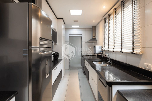 Imagem Apartamento com 3 Quartos à Venda, 162 m² em Itaim Bibi - São Paulo Imagem Apartamento com 3 Quartos à Venda, 162 m² em Itaim Bibi - São Paulo