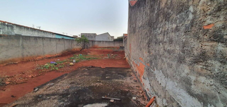 Imóvel Comercial à Venda, 300 m² em Vila Nova Sorocaba - Sorocaba