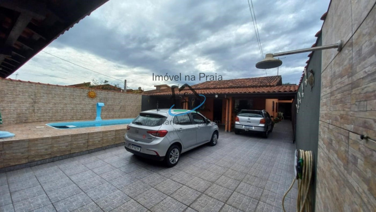 Imagem Casa com 2 Quartos à Venda, 305 m² em Porto Novo - Caraguatatuba
