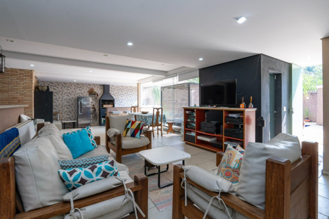 Imagem Casa com 4 Quartos à Venda, 387 m² em Vila Inah - São Paulo