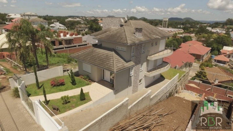 Imagem Casa com 3 Quartos à Venda, 361 m² em Região Das Hortênsias