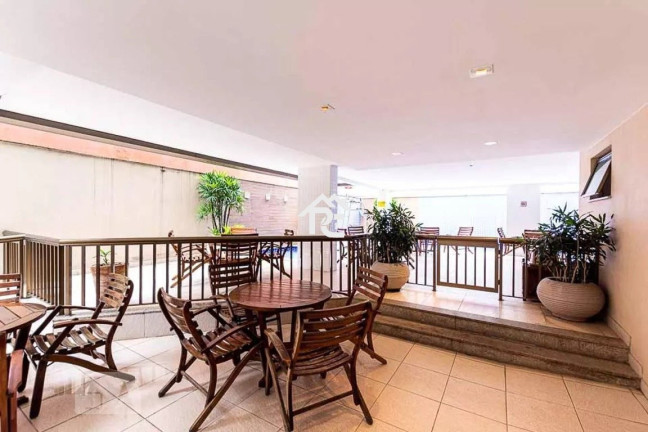 Imagem Apartamento com 2 Quartos à Venda, 85 m² em Charitas - Niterói