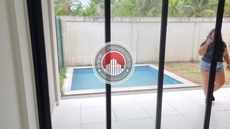 Imagem Casa com 3 Quartos à Venda, 266 m² em Recreio Dos Bandeirantes - Rio De Janeiro Imagem Casa com 3 Quartos à Venda, 266 m² em Recreio Dos Bandeirantes - Rio De Janeiro