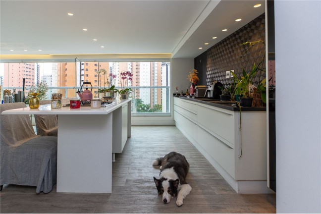 Imagem Apartamento à Venda, 335 m² em Moema - São Paulo Imagem Apartamento à Venda, 335 m² em Moema - São Paulo