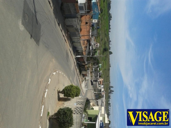Imagem Casa com 3 Quartos à Venda, em 1º De Maio - Jacareí Imagem Casa com 3 Quartos à Venda, em 1º De Maio - Jacareí