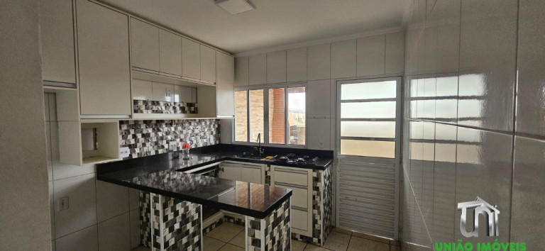 Imagem Casa com 2 Quartos para Alugar, 60 m² em Jardim Do Cedro - Bragança Paulista Imagem Casa com 2 Quartos para Alugar, 60 m² em Jardim Do Cedro - Bragança Paulista