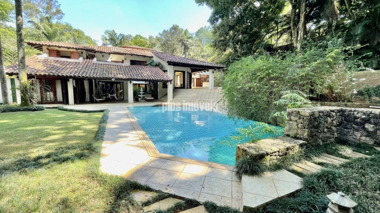 Casa com 4 Quartos à Venda, 950 m² em Chácara Flora - São Paulo