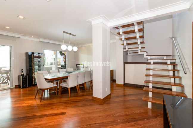 Casa com 4 Quartos à Venda, 275 m² em Chácara Monte Alegre - São Paulo