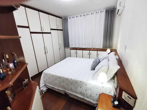 Imagem Casa com 3 Quartos à Venda, 250 m² em Jardim Stella - Santo André