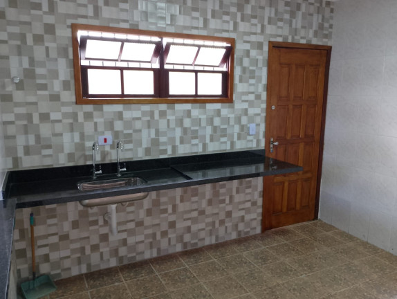 Imagem Casa com 2 Quartos à Venda, 100 m² em Maracanã - Praia Grande Imagem Casa com 2 Quartos à Venda, 100 m² em Maracanã - Praia Grande