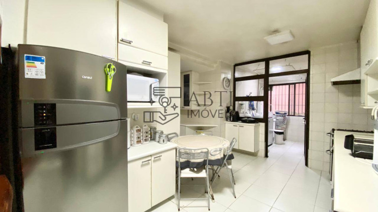 Imagem Apartamento com 4 Quartos à Venda, 130 m² em Moema - São Paulo