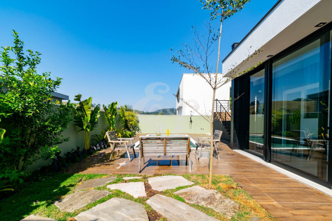 Imagem Casa de Condomínio com 3 Quartos à Venda, 260 m² em Cidade Tamboré - Santana De Parnaíba Imagem Casa de Condomínio com 3 Quartos à Venda, 260 m² em Cidade Tamboré - Santana De Parnaíba