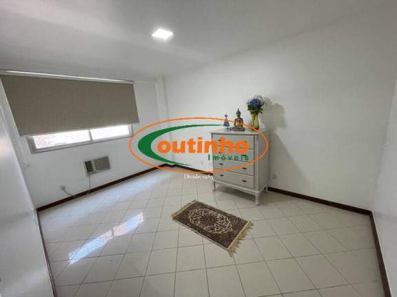 Imagem Apartamento com 4 Quartos à Venda, 150 m² em Tijuca - Rio De Janeiro Imagem Apartamento com 4 Quartos à Venda, 150 m² em Tijuca - Rio De Janeiro