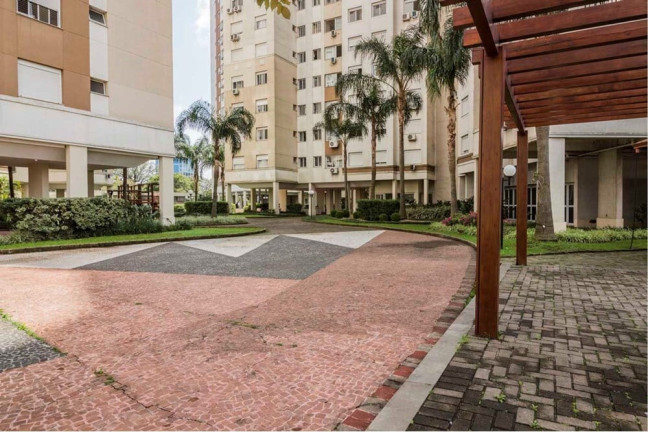 Imagem Imóvel com 3 Quartos à Venda, 69 m² em Vila Ipiranga - Porto Alegre
