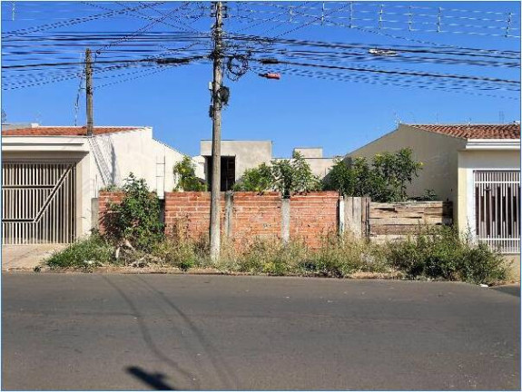 Casa com 3 Quartos à Venda, 101 m² em Jardim Centenário - São Carlos