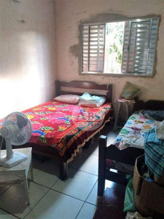 Imagem Sobrado com 1 Quarto à Venda, 80 m² em Jardim Somar - Peruíbe Imagem Sobrado com 1 Quarto à Venda, 80 m² em Jardim Somar - Peruíbe