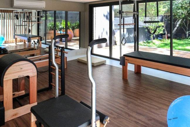 Imagem Apartamento com 4 Quartos à Venda, 327 m² em Moinhos De Vento - Porto Alegre