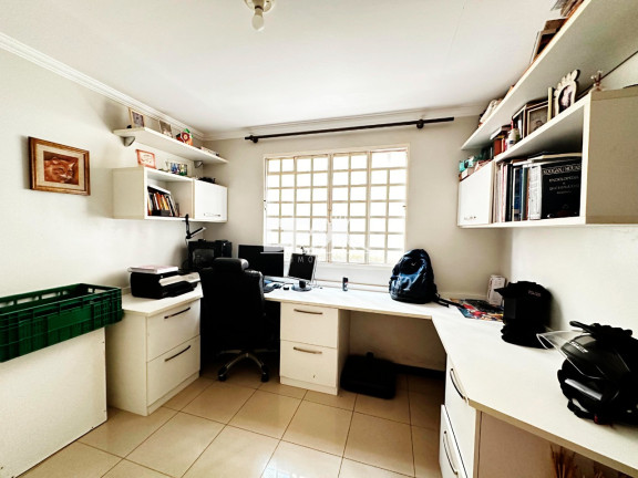 Imagem Casa com 3 Quartos à Venda, 403 m² em Guará Ii - Brasília Imagem Casa com 3 Quartos à Venda, 403 m² em Guará Ii - Brasília