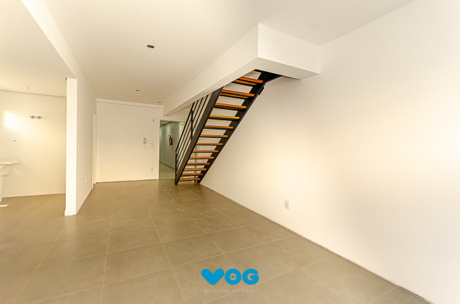 Imagem Imóvel com 2 Quartos à Venda, 173 m² em Petrópolis - Porto Alegre Imagem Imóvel com 2 Quartos à Venda, 173 m² em Petrópolis - Porto Alegre