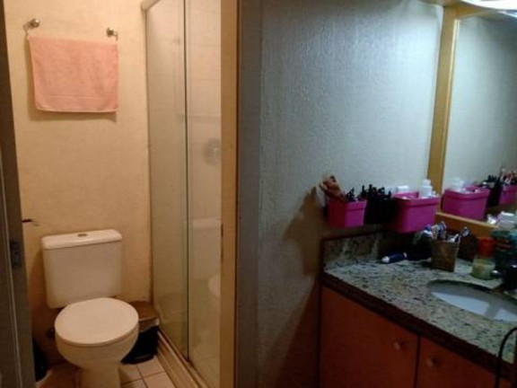 Imagem Sobrado com 4 Quartos à Venda, 84 m² em Humaitá - Porto Alegre Imagem Sobrado com 4 Quartos à Venda, 84 m² em Humaitá - Porto Alegre