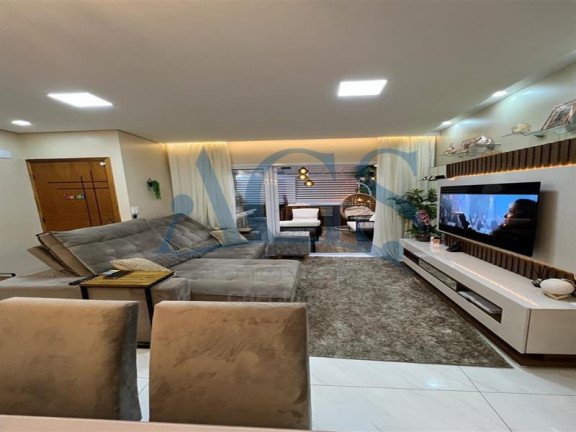 Sobrado com 3 Quartos à Venda, 220 m² em Vila Matilde - São Paulo