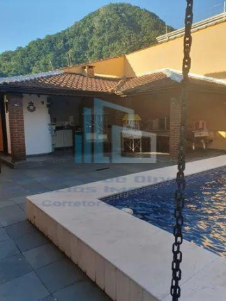 Imagem Casa com 4 Quartos à Venda, 300 m² em Canto Do Forte - Praia Grande