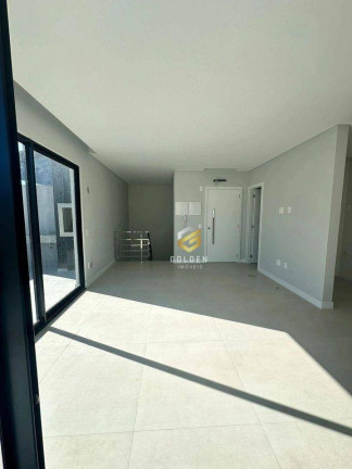 Imagem Cobertura com 2 Quartos à Venda, 118 m² em Bombas - Bombinhas