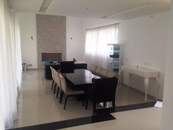 Imagem Casa com 3 Quartos à Venda, 330 m² em Condomínio Figueira Garden - Atibaia Imagem Casa com 3 Quartos à Venda, 330 m² em Condomínio Figueira Garden - Atibaia