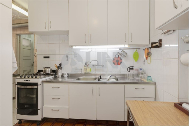 Imagem Apartamento com 3 Quartos à Venda, 95 m² em Centro Histórico - Porto Alegre Imagem Apartamento com 3 Quartos à Venda, 95 m² em Centro Histórico - Porto Alegre