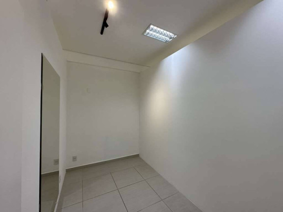 Imagem Sala Comercial à Venda, 57 m² em Granja Viana - Cotia Imagem Sala Comercial à Venda, 57 m² em Granja Viana - Cotia