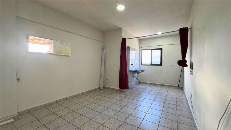Imagem Kitnet à Venda, 24 m² em Tupi - Praia Grande Imagem Kitnet à Venda, 24 m² em Tupi - Praia Grande