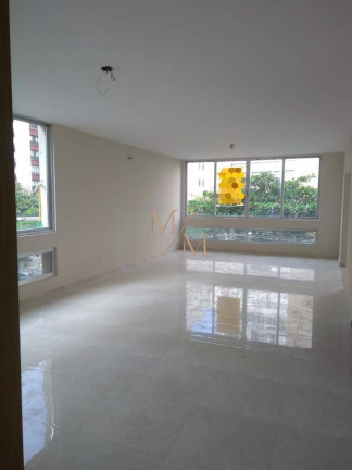 Apartamento com 4 Quartos à Venda, 300 m² em Gonzaga - Santos