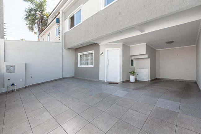 Imagem Sobrado com 4 Quartos à Venda, 170 m² em Uberaba - Curitiba Imagem Sobrado com 4 Quartos à Venda, 170 m² em Uberaba - Curitiba