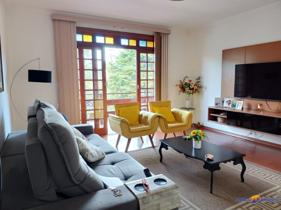 Imagem Casa com 3 Quartos à Venda, 106 m² em Granja Guarani - Teresópolis Imagem Casa com 3 Quartos à Venda, 106 m² em Granja Guarani - Teresópolis