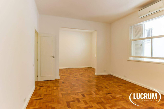 Imagem Apartamento com 3 Quartos à Venda, 110 m² em Lagoa - Rio De Janeiro Imagem Apartamento com 3 Quartos à Venda, 110 m² em Lagoa - Rio De Janeiro