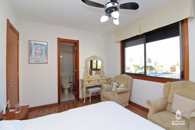Imagem Imóvel com 3 Quartos à Venda, 104 m² em Menino Deus - Porto Alegre Imagem Imóvel com 3 Quartos à Venda, 104 m² em Menino Deus - Porto Alegre