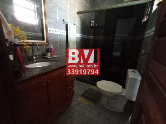 Imagem Casa com 2 Quartos à Venda, 90 m² em Vista Alegre - Rio De Janeiro Imagem Casa com 2 Quartos à Venda, 90 m² em Vista Alegre - Rio De Janeiro