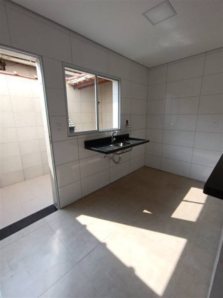 Imagem Casa de Condomínio com 2 Quartos à Venda, 51 m² em Nova Mirim - Praia Grande