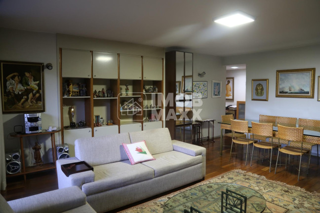 Imagem Apartamento com 2 Quartos à Venda, 132 m² em Asa Norte - Brasília