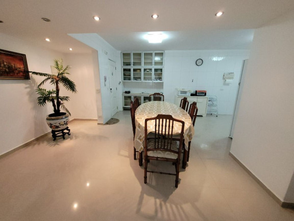 Imagem Apartamento com 3 Quartos à Venda, 130 m² em Pitangueiras - Guarujá Imagem Apartamento com 3 Quartos à Venda, 130 m² em Pitangueiras - Guarujá