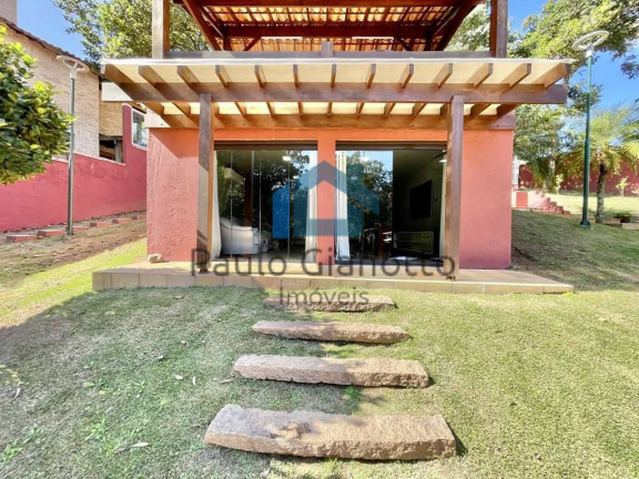 Imagem Casa de Condomínio com 4 Quartos à Venda, 1.400 m² em Granja Viana - Carapicuíba