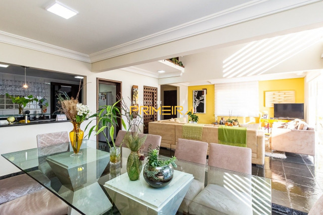 Imagem Casa com 4 Quartos à Venda, 406 m² em Centro - Pinhais