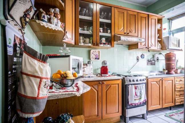 Imagem Imóvel com 2 Quartos à Venda, 59 m² em Passo Da Areia - Porto Alegre Imagem Imóvel com 2 Quartos à Venda, 59 m² em Passo Da Areia - Porto Alegre