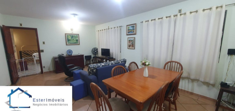 Casa com 3 Quartos para Alugar ou Temporada, 303 m² em Jardim Paulista I - Jundiaí